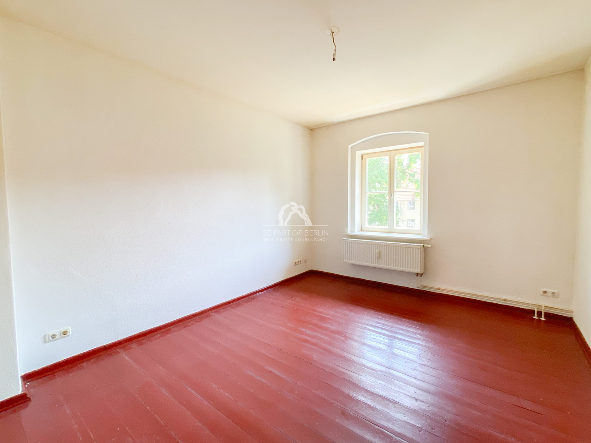 Titelbild zur Immobilie PROVISIONSFREI | 2 ZIMMER WOHNUNG | GEPFLEGTER ZUSTAND | PRENZLAUER BERG | GRÜNE OASE |
