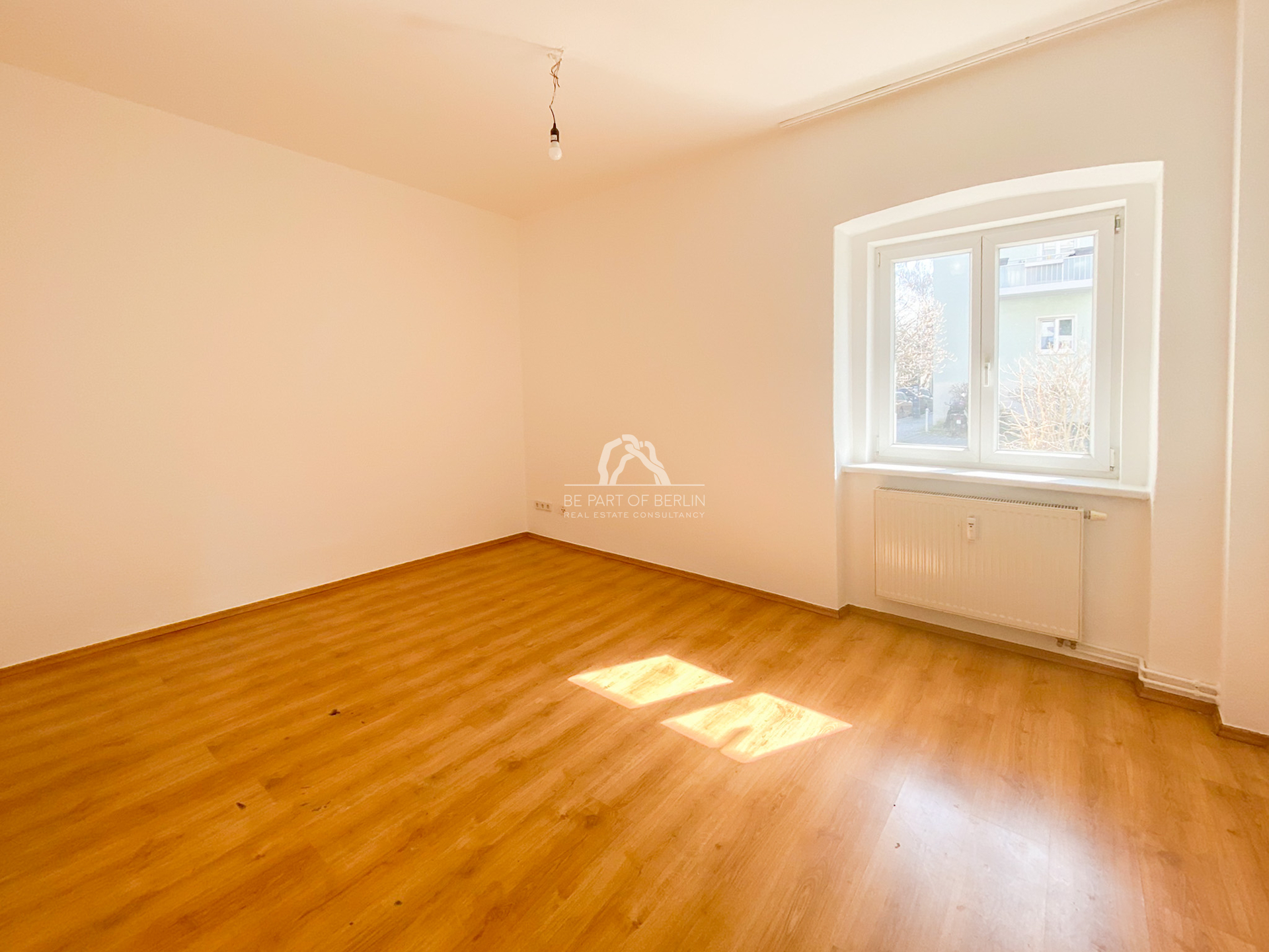 Titelbild zur Immobilie GUT GESCHNITTENE 1 ZIMMER IM HOCHPARTERRE | PRENZLAUER BERG | PROVISIONSFREI |